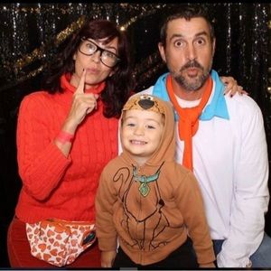 Scooby Doo- Women Velma (S) & Men’s Fred (XL) Couple Costumes